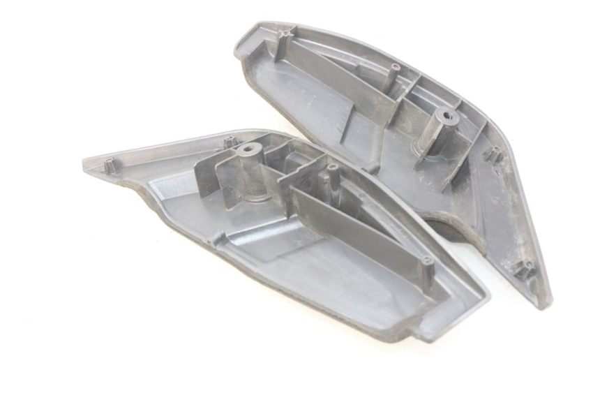photo de PAAR FUßRASTENHALTER HINTEN PIAGGIO X9 EVOLUTION 500 (2003 - 2005)