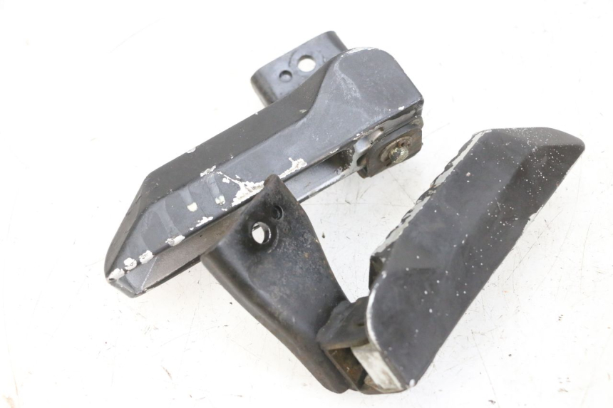 photo de FUSSRASTEN HINTEN DAELIM S1 125 (2007 - 2016) - Zoom auf Gebrauchszustand