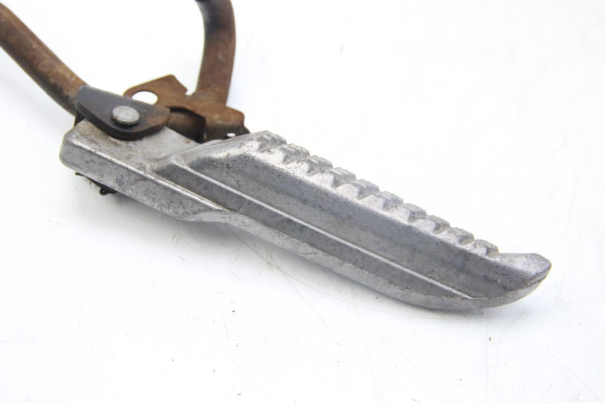 photo de PAAR FUßRASTENHALTER HINTEN SELECT UP OCTALIS 125 (2007 - 2012)