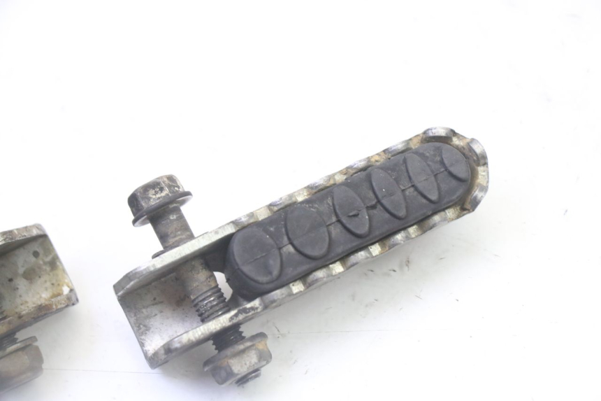 photo de FUSSRASTEN HINTEN DERBI SENDA SM DRD 50 (2008 - 2013)