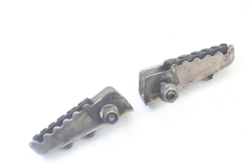 photo de FUSSRASTEN HINTEN DERBI SENDA SM DRD 50 (2008 - 2013)