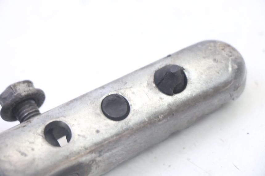 photo de FUSSRASTEN HINTEN DERBI SENDA SM DRD 50 (2008 - 2013)