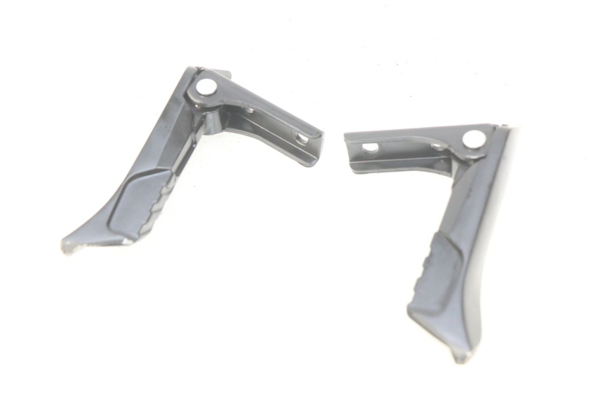 photo de PAAR FUßRASTENHALTER HINTEN APRILIA SXR 50 (2021 - 2023)