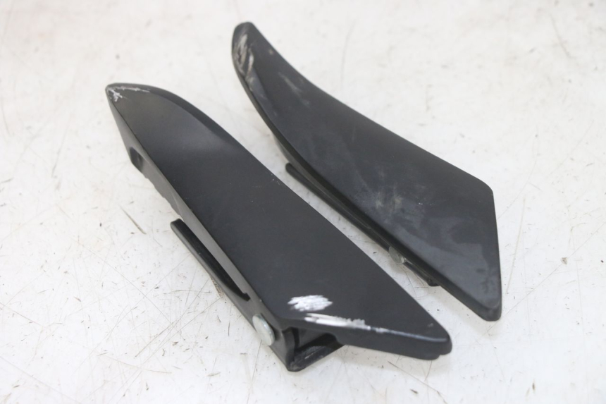 photo de PAAR FUßRASTENHALTER HINTEN APRILIA SXR 50 (2021 - 2023)