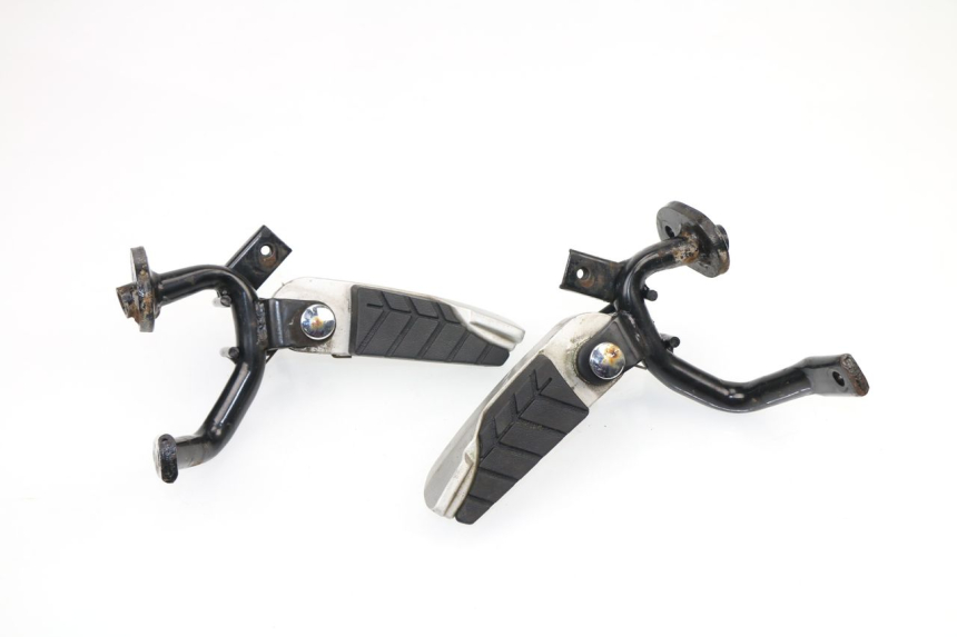 photo de FUSSRASTEN HINTEN SYM GTS 250 (2005 - 2008)