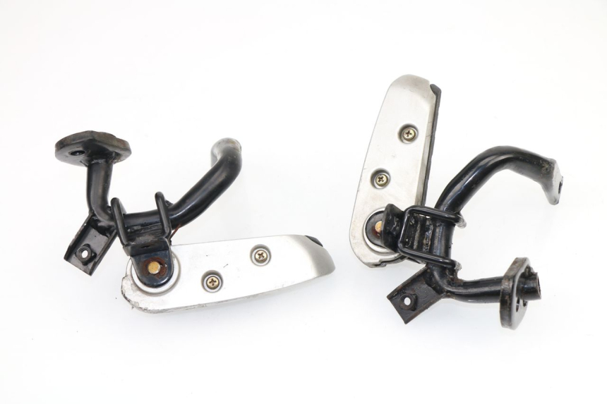 photo de FUSSRASTEN HINTEN SYM GTS 250 (2005 - 2008)