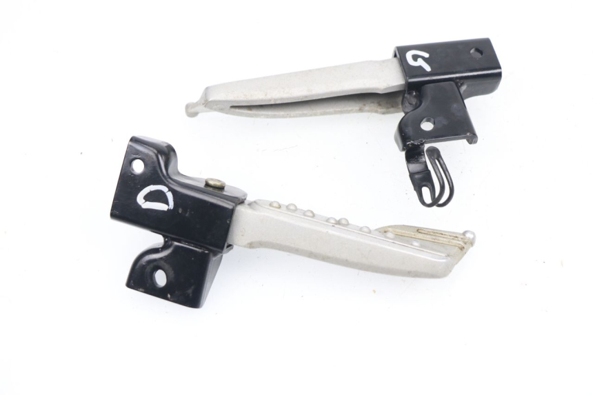 photo de FUSSRASTEN HINTEN SYM MIO 50 (2005 - 2010)