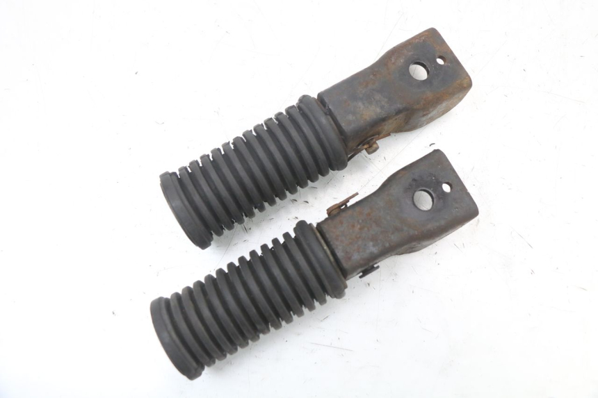 photo de FUSSRASTEN HINTEN SYM XS 125 (2007 - 2016)