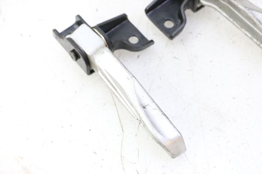 photo de FUSSRASTEN HINTEN PEUGEOT TWEET PRO CARGO 50 (2018 - 2020)