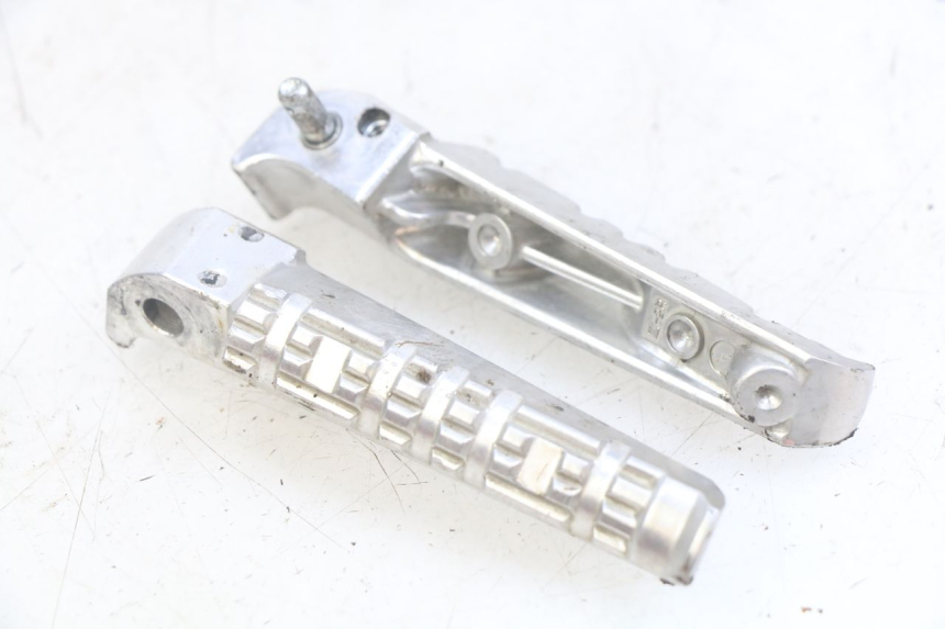 photo de PAAR FUßRASTENHALTER HINTEN YAMAHA X-MAX XMAX 125 (2010 - 2014)