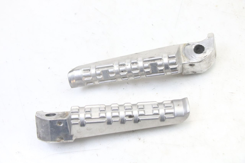 photo de PAAR FUßRASTENHALTER HINTEN YAMAHA X-MAX XMAX 125 (2010 - 2014)