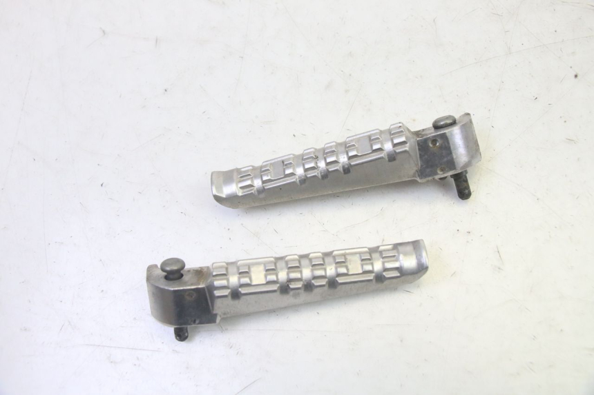 photo de PAAR FUßRASTENHALTER HINTEN YAMAHA X-MAX XMAX 125 (2010 - 2014)