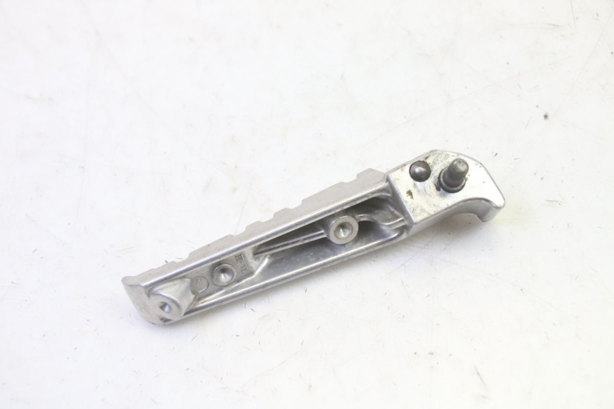 photo de PAAR FUßRASTENHALTER HINTEN YAMAHA X-MAX XMAX 125 (2010 - 2014)