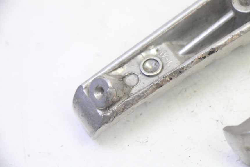 photo de PAAR FUßRASTENHALTER HINTEN YAMAHA X-MAX XMAX 125 (2010 - 2014)