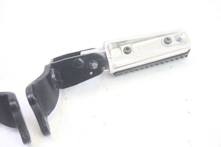 photo de PAAR FUßRASTENHALTER HINTEN YAMAHA XMAX X-MAX 125 (2006 - 2009) - Charakteristische Merkmale