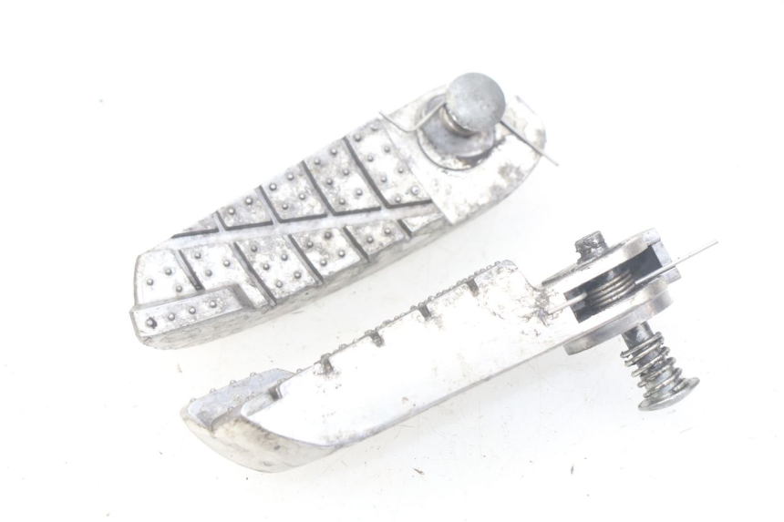 photo de PAAR FUßRASTENHALTER HINTEN TGB X-MOTION XMOTION 125 (2008 - 2014) - Technische Nahaufnahme