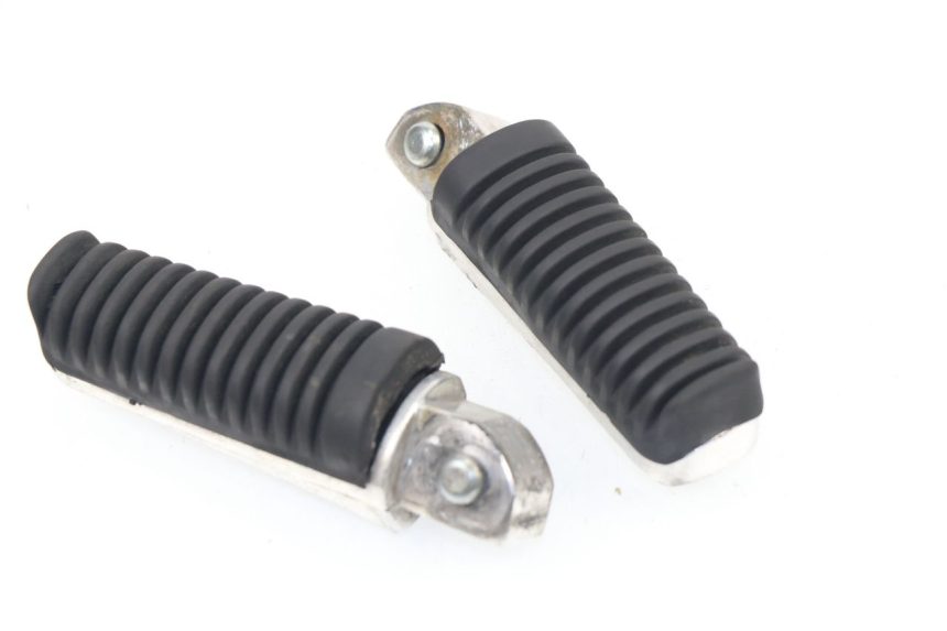 photo de PAAR FUßRASTENHALTER HINTEN YAMAHA XMAX X-MAX 125 (2006 - 2009)