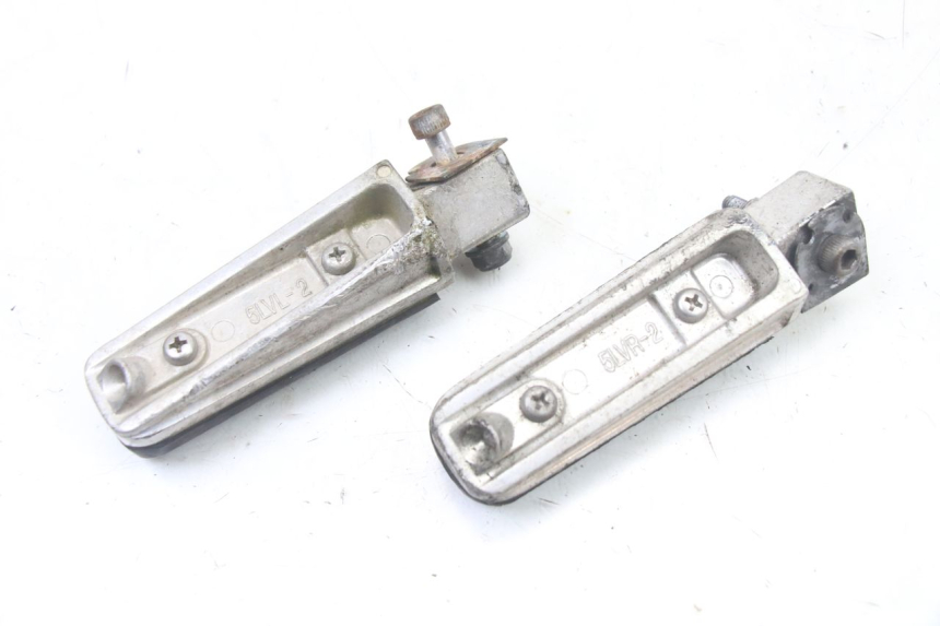 photo de FUSSRASTEN HINTEN YAMAHA FZ6 FAZER S2 600 (2007 - 2011)