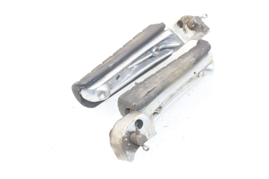 photo de FUSSRASTEN HINTEN YAMAHA XJ600 XJ DIVERSION 600 (1992 - 1997)