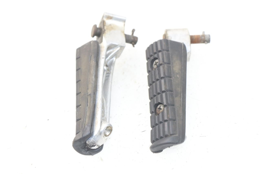 photo de FUSSRASTEN HINTEN YAMAHA XJ600 XJ DIVERSION 600 (1992 - 1997)