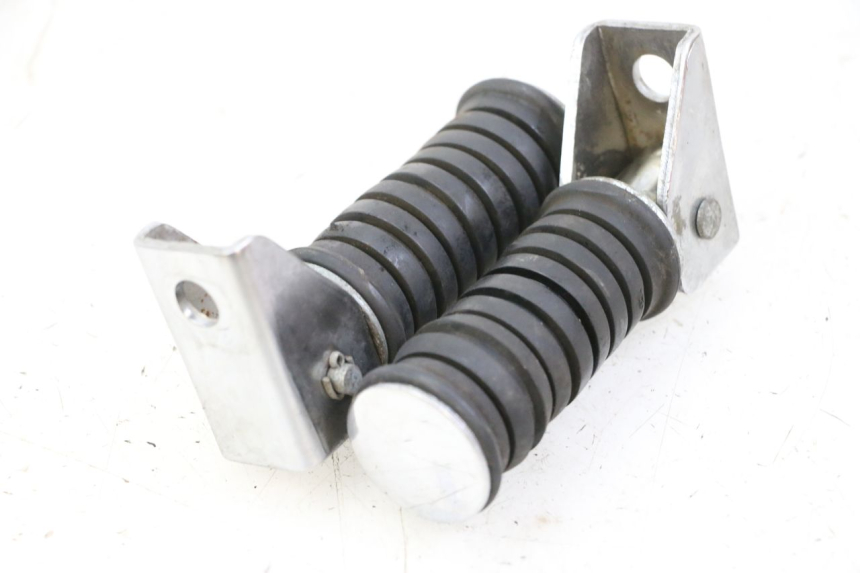 photo de FUSSRASTEN HINTEN YAMAHA XV VIRAGO 535 (1988 - 2004)