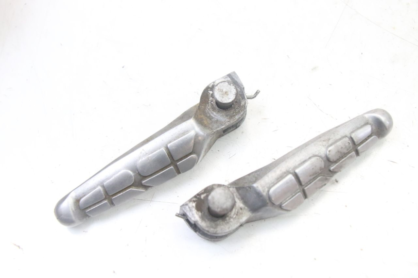 photo de FUSSRASTEN VORN APRILIA RS 50 (1999 - 2005)