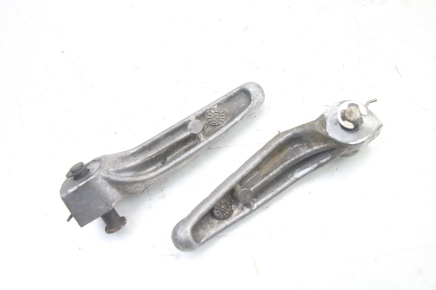 photo de FUSSRASTEN VORN APRILIA RS 50 (1999 - 2005)