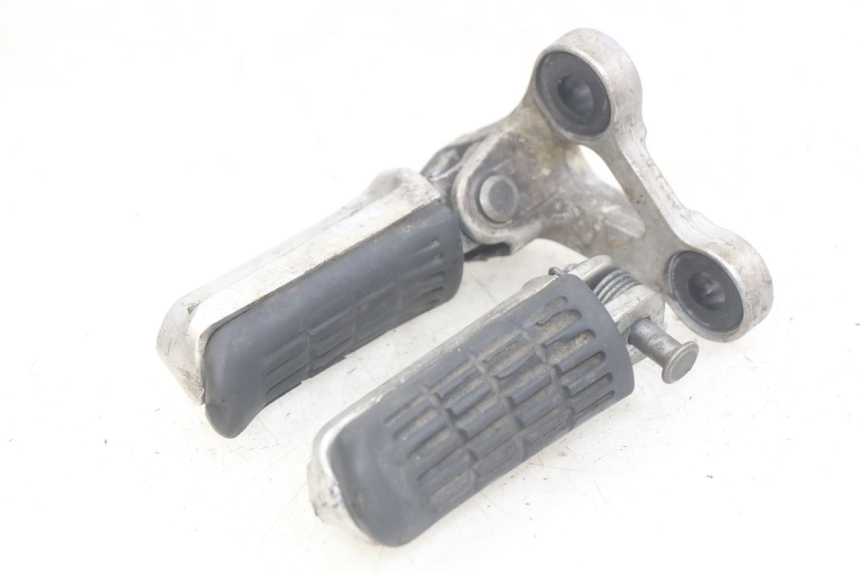photo de VORDERE FUßRASTENPAAR HONDA CBR F SC25 1000 (1989 - 1992)
