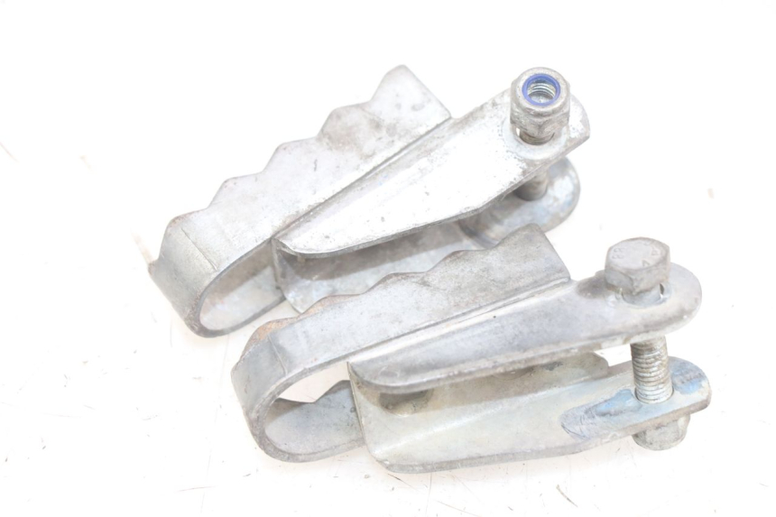 photo de VORDERE FUßRASTENPAAR GILERA RK 50 (1996 - 1999)