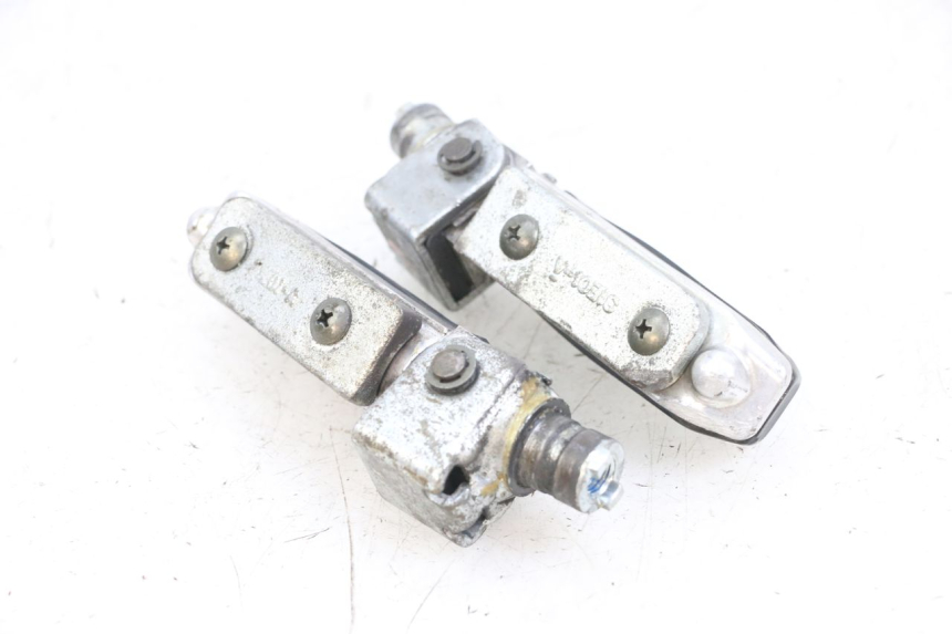 photo de FUSSRASTEN VORN SUZUKI GSF N BANDIT 600 (1996 - 1999) - Zoom auf Gebrauchszustand