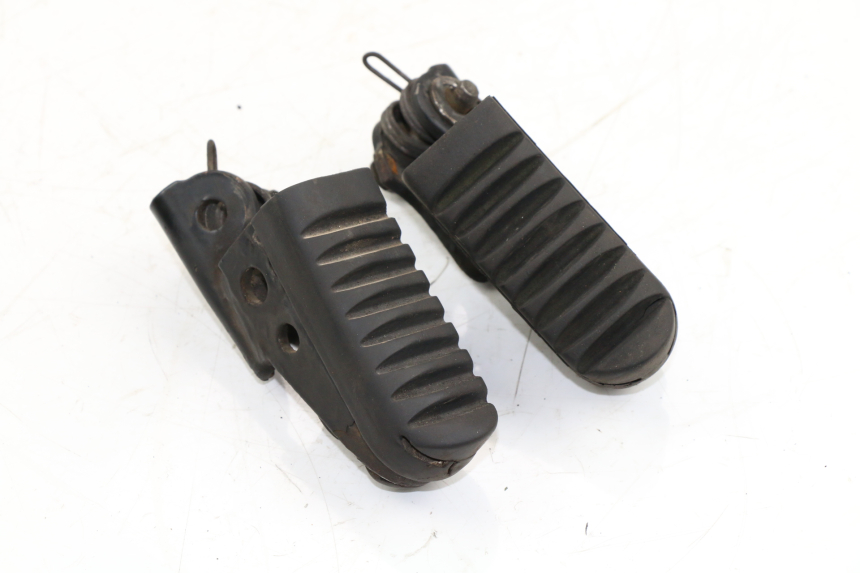 photo de FUSSRASTEN VORN HONDA CLR CITYFLY 125 (1998 - 2003)