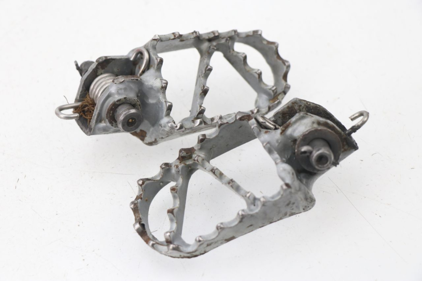 photo de FUSSRASTEN VORN KTM SX 65 (2003 - 2008)