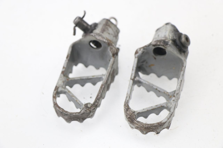 photo de FUSSRASTEN VORN KTM SX 65 (2003 - 2008)