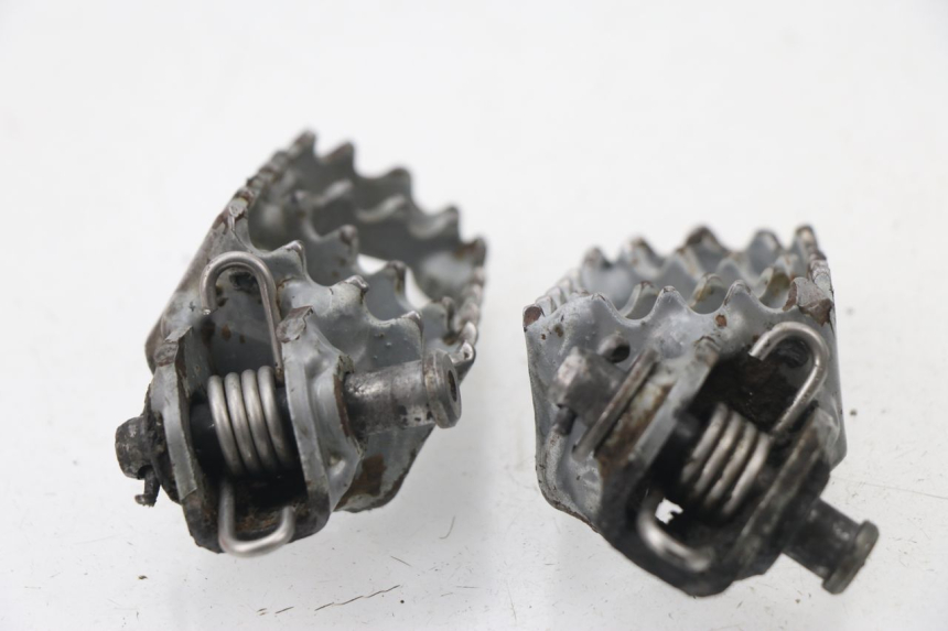 photo de FUSSRASTEN VORN KTM SX 65 (2003 - 2008)