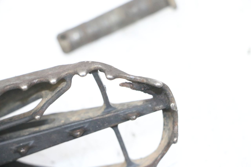 photo de FUSSRASTEN VORN KAWASAKI KX F KXF 450 (2009 - 2011)