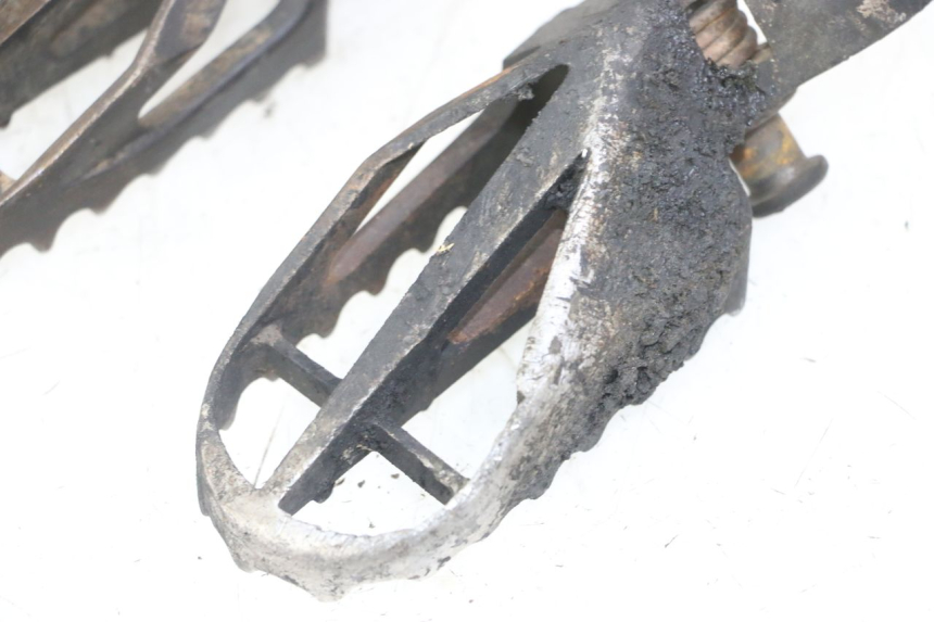 photo de FUSSRASTEN VORN KAWASAKI KX F KXF 450 (2009 - 2011)