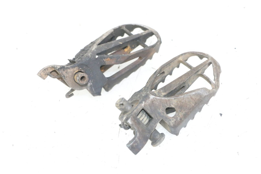 photo de FUSSRASTEN VORN KAWASAKI KX F KXF 450 (2009 - 2011)