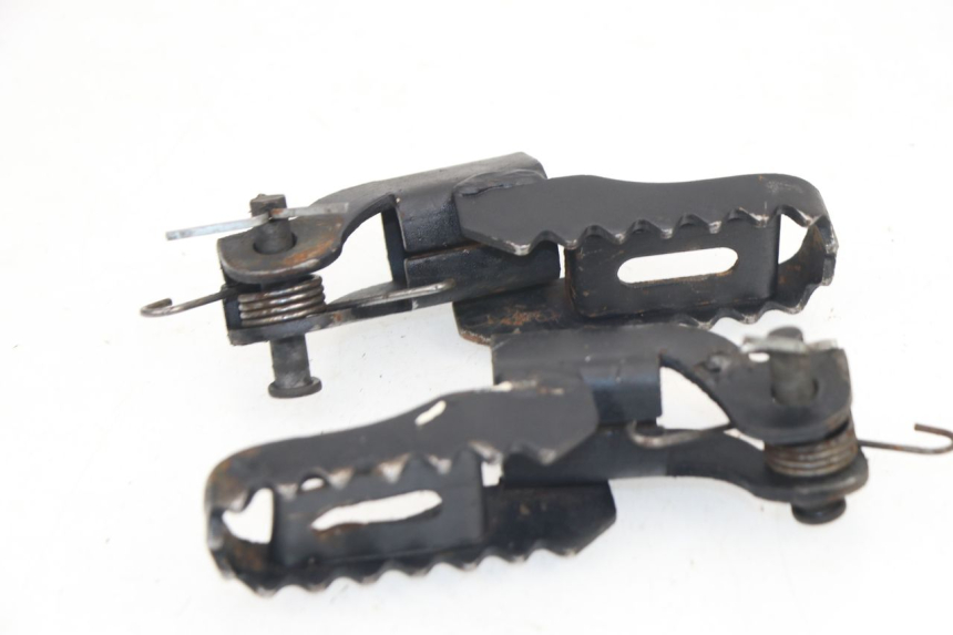 photo de FUSSRASTEN VORN KXD DIRT BIKE 607 125 (2014 - 2020)