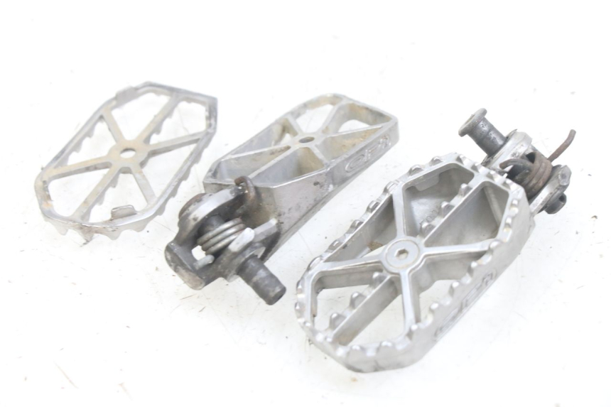 photo de VORDERE FUßRASTENPAAR KAWASAKI KXF KX-F 250 (2012 - 2014)