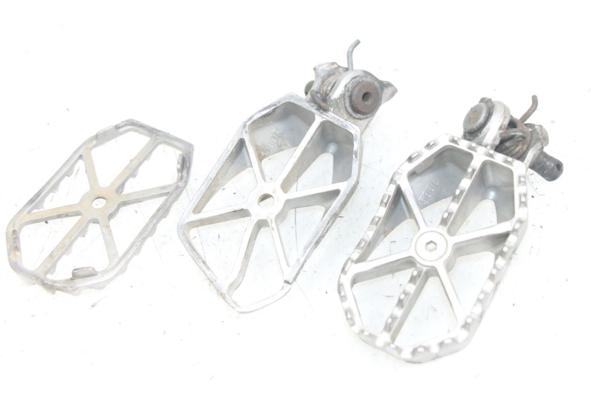 photo de VORDERE FUßRASTENPAAR KAWASAKI KXF KX-F 250 (2012 - 2014)