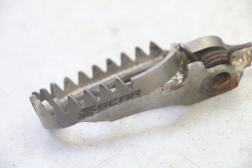 photo de FUSSRASTEN VORN KAWASAKI KXF KX-F 250 (2017 - 2019) - Technische Nahaufnahme