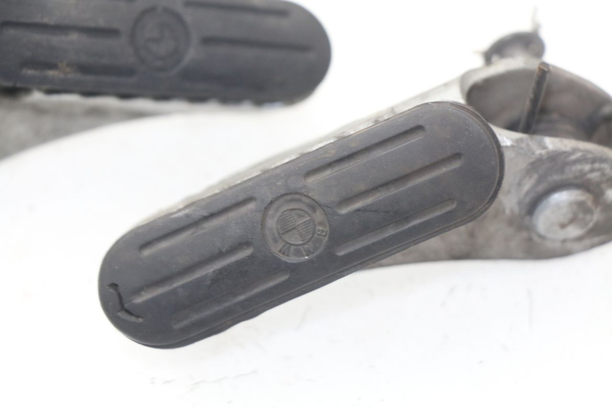 photo de FUSSRASTEN VORN BMW R GS 1150 (1999 - 2004) - Technische Nahaufnahme