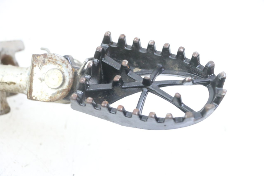 photo de VORDERE FUßRASTENPAAR APOLLO RFZ 125