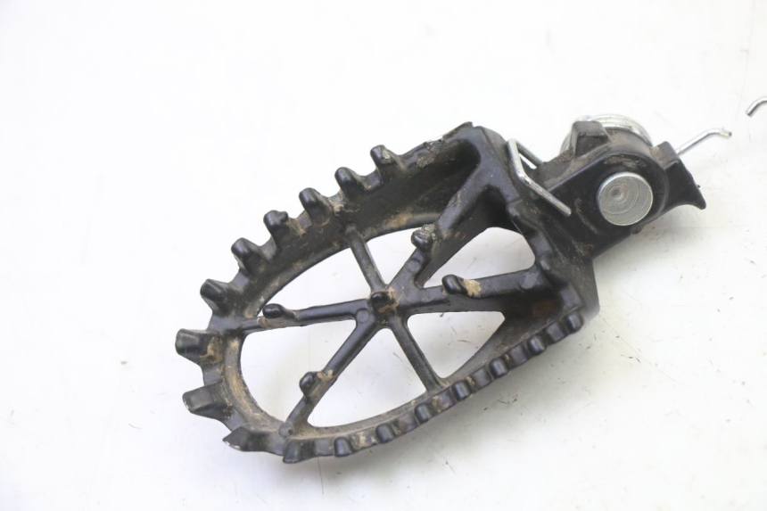 photo de VORDERE FUßRASTENPAAR APOLLO RFZ 125
