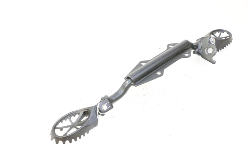 photo de VORDERE FUßRASTENPAAR APOLLO RFZ 125