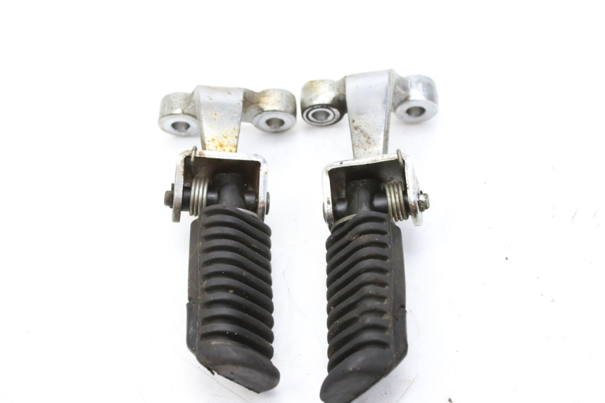 photo de VORDERE FUßRASTENPAAR SYM HUSKY 125 (1999 - 2005)