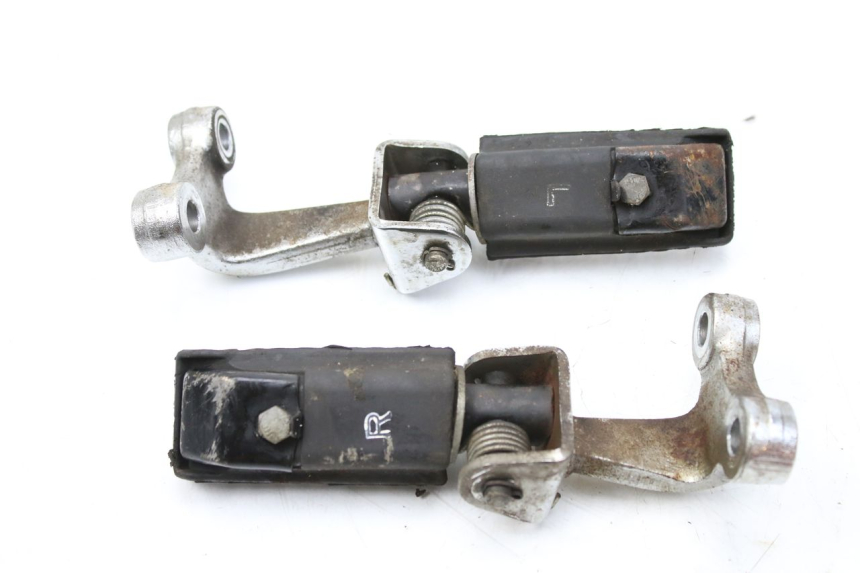 photo de VORDERE FUßRASTENPAAR SYM HUSKY 125 (1999 - 2005)
