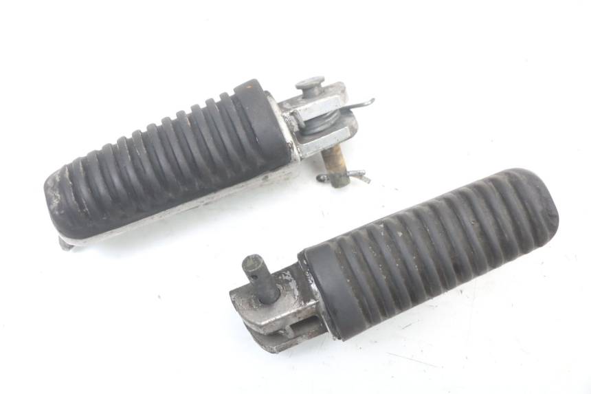 photo de FUSSRASTEN VORN YAMAHA XJS DIVERSION 600 (1997 - 1999)