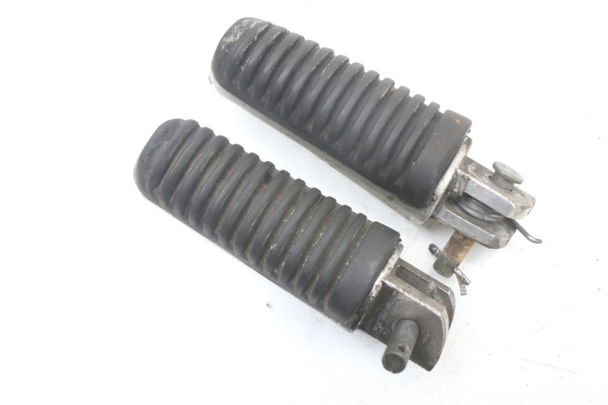 photo de FUSSRASTEN VORN YAMAHA XJS DIVERSION 600 (1997 - 1999)