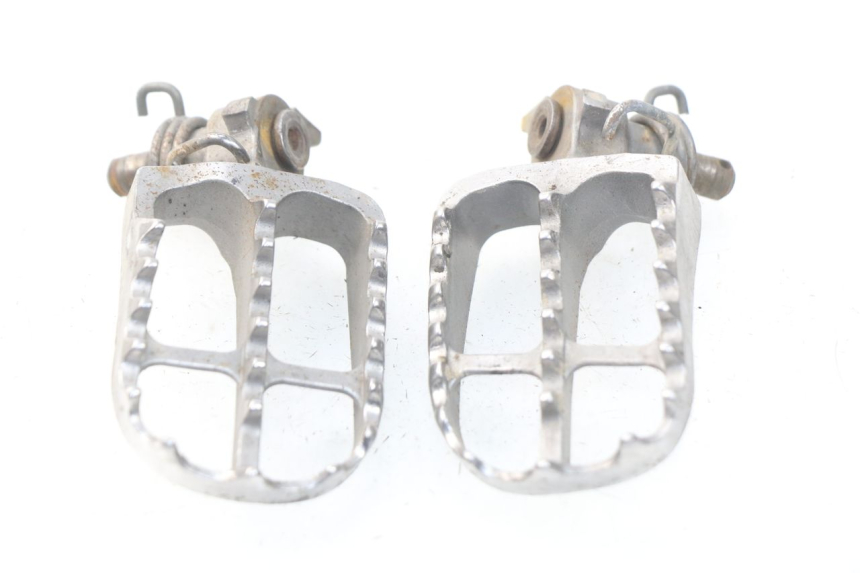 photo de FUSSRASTEN VORN YAMAHA YZ-F YZF 250 (2014 - 2018)